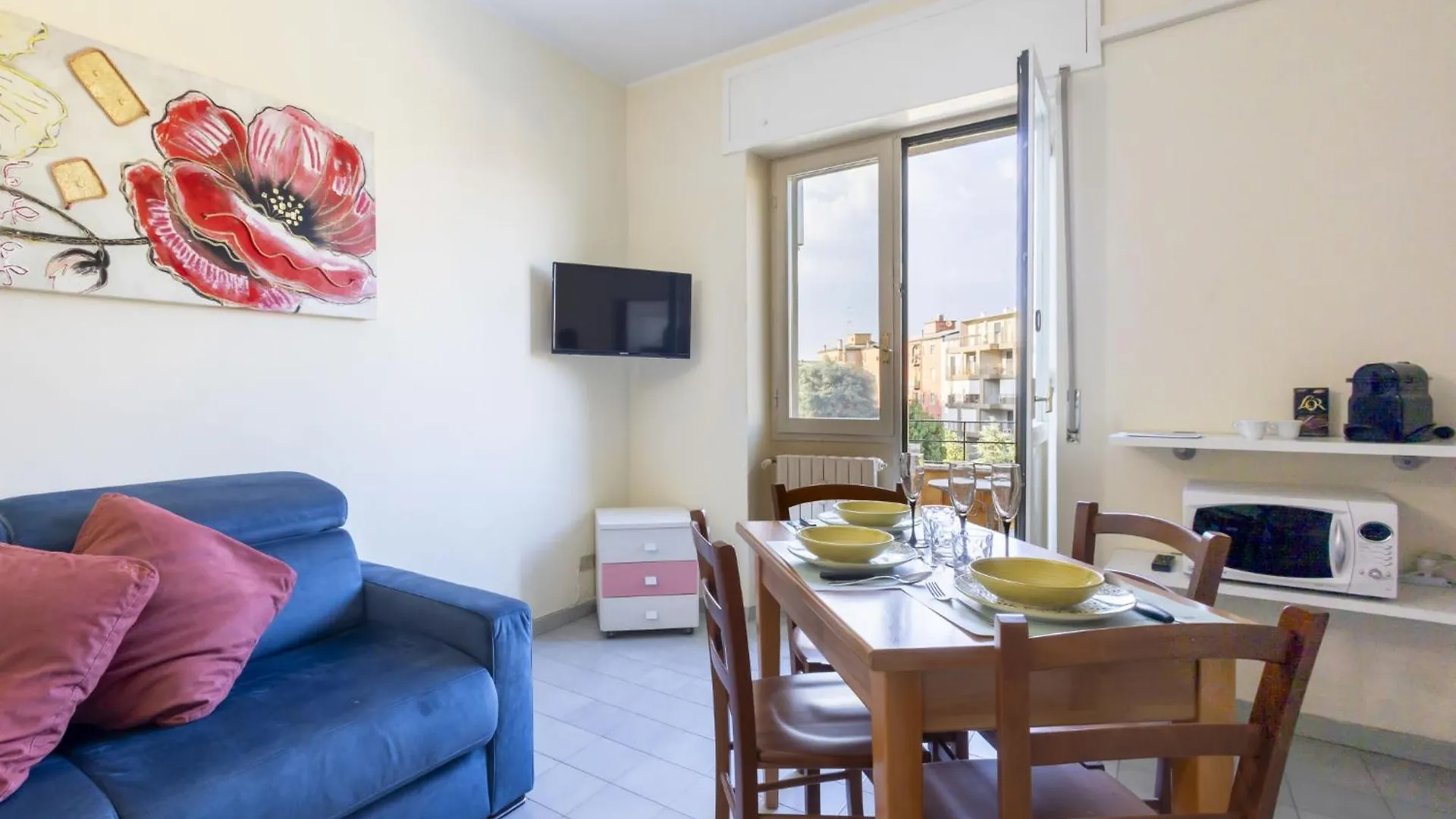 Studio Bausan Studio Flat By Interhome Milan Apartment